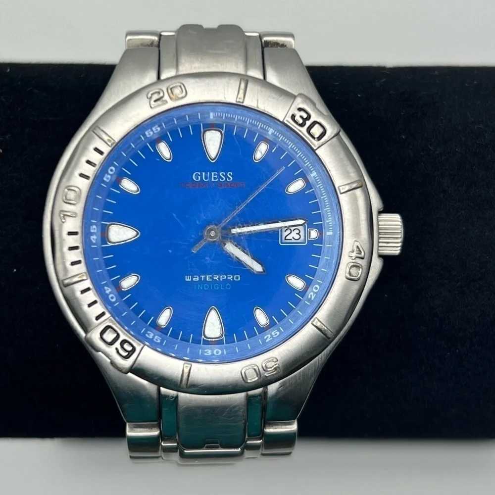 Vintage Guess Unisex Waterpro Indiglo Silver and Blue Watch Working